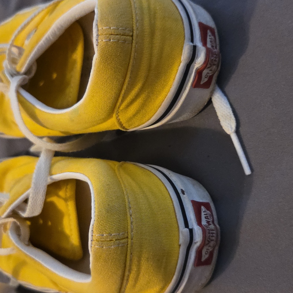 Classic Vans Women's Sz 6 - Picture 2 of 5